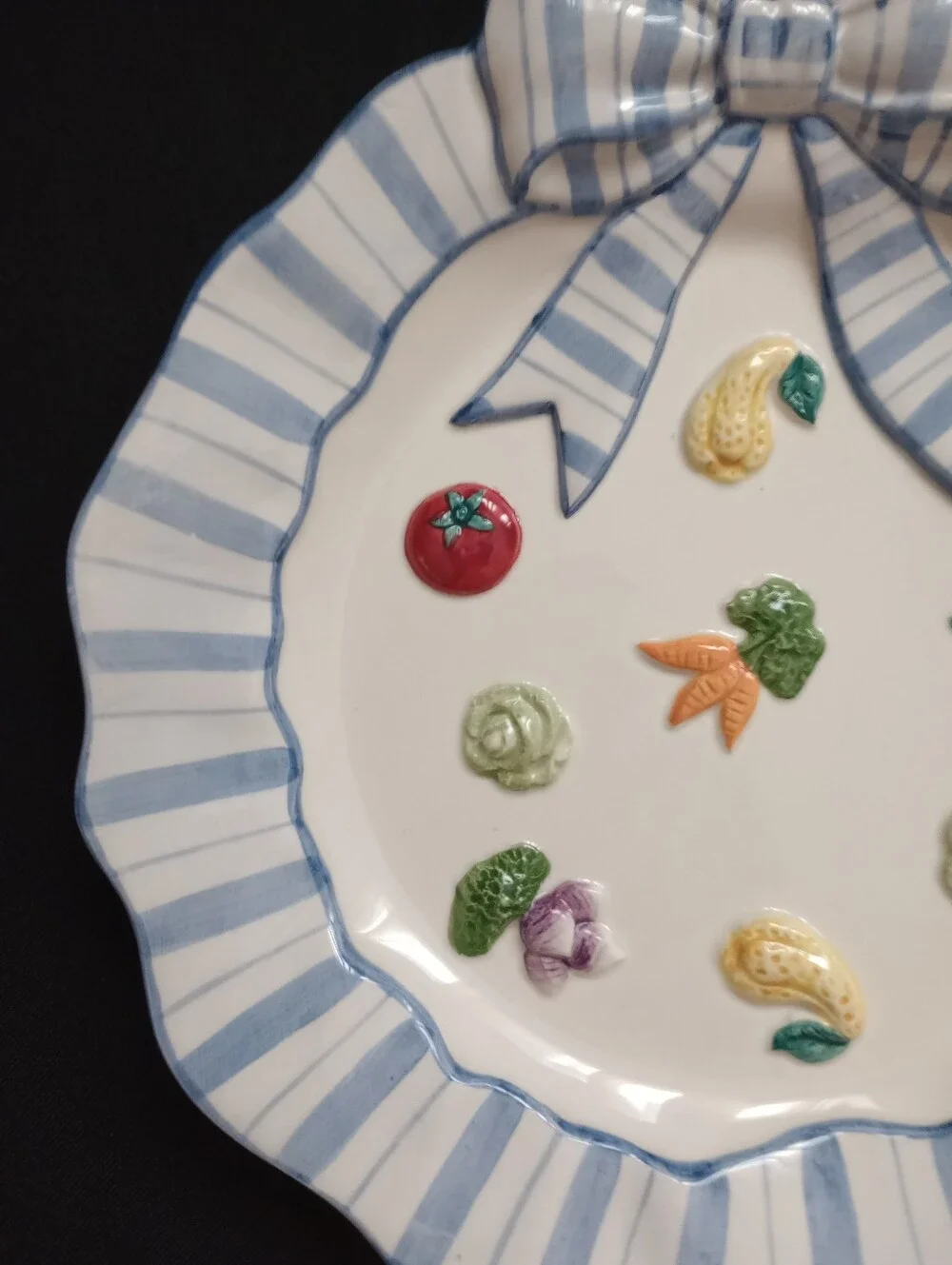 Vintage 1994 Fritz And Floyd Petit Vegs Blue Ribbon Canape Plate